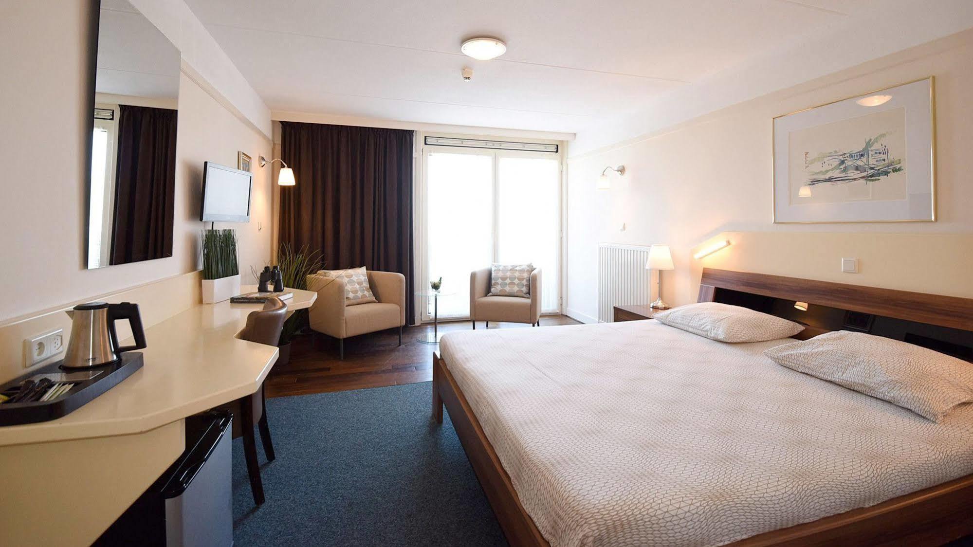 Hotel Nehalennia Домбург Екстер'єр фото